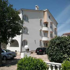 4* Penzion Garfild