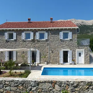 Apartment Manuela, Draga Bašćanska